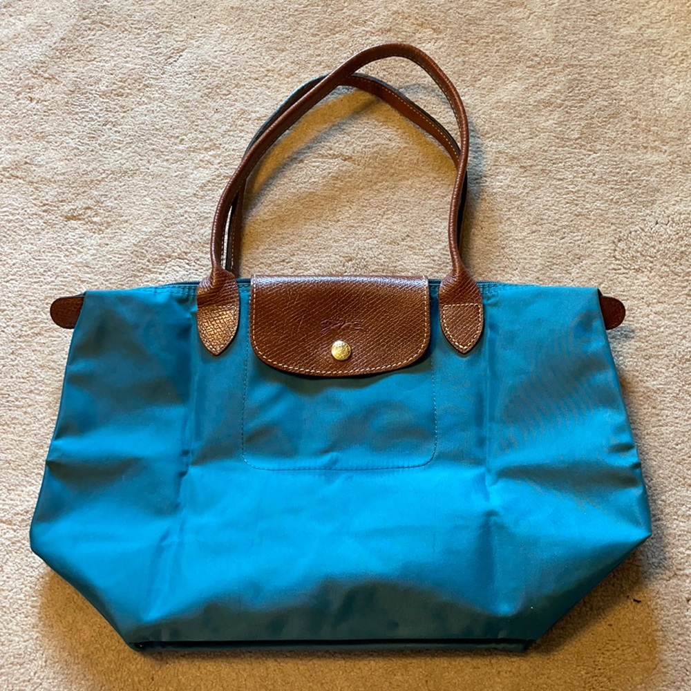Longchamp LePliage Medium long handles
